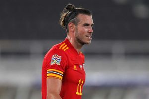 Bale situation 'does not change' despite lack of Real Madrid minutes - Giggs