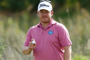 Coetzee takes one-shot lead at Portugal Masters as Guerrier limps to 75