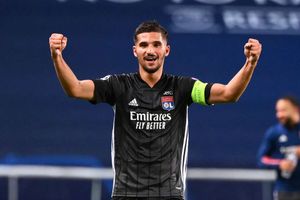 Arsenal way too far from Aouar's value, says Lyon chief Aulas
