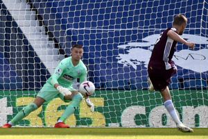 Premier League: West Brom 0-3 Leicester City: Vardy makes Baggies pay the penalty, matches Van NIstelrooy record