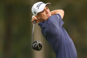 Thomas sets course record to lead US Open as Johnson and Tiger struggle