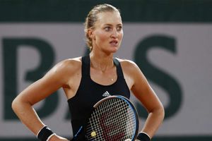 French Open 2020: Mladenovic calls for video help at Roland Garros after glaring umpire error