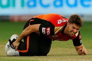 IPL 2020: RCB vs SRH: Sunrisers’ suffer injury scare as Mitchell Marsh hurts his ankle while bowling