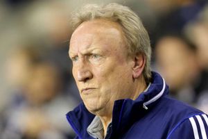 Middlesbrough boss Warnock returns positive COVID-19 test