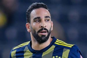 Former France defender Rami joins Boavista on two-year deal