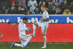 La Liga on social media: Ramos, Kroos congratulate Raul's team