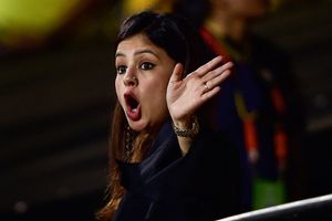 IPL 2020: How Handsome! Sakshi reacts as MS Dhoni returns to action after 437 days