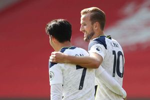 Son and Kane make Premier League history in Spurs' Southampton rout