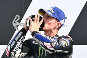 MotoGP 2020: Vinales snatches victory as Bagnaia crashes out in chaotic Emilia Romagna grand prix