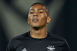 Tottenham confirm Carlos Vinicius loan deal