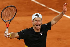 French Open 2020: Thiem stunned in five-hour epic as Schwartzman reaches semi-finals