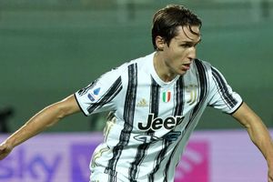 Crotone 1-1 Juventus: Ronaldo's absence felt as Chiesa sees red on debut