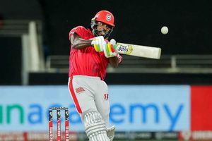 How did Chris Gayle change Kings XI Punjab in IPL 2020? Swann, Aakash Chopra explain