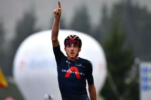 Giro d'Italia: Geoghegan Hart claims fifth stage victory for INEOS