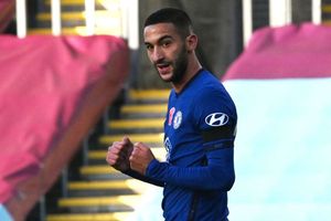Burnley 0-3 Chelsea: Ziyech shines as Blues earn another clean sheet