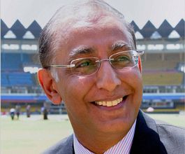 Former CEO Haroon Lorgat named in nine-member interim CSA board