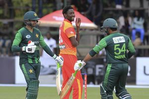 Zimbabwe is relatively weak compared to other teams: Waqar Younis