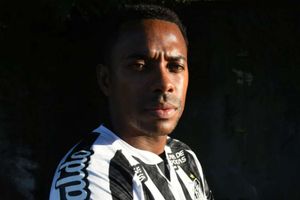 Santos suspend Robinho contract after backlash