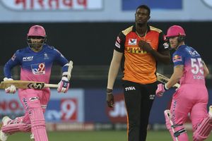 IPL 2020: RR vs SRH, Match 40, 1st innings: Jason Holder picks up three to restrict Rajasthan Royals to 154/6