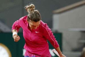 French Open 2020: Halep avenges 2019 loss to Anisimova in under an hour