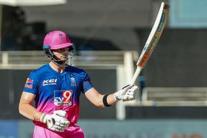 Why did Jaydev Unadkat bowl 19th over ahead of Archer? Steve Smith has a reason!