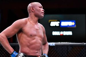 Anderson Silva should never fight again – White