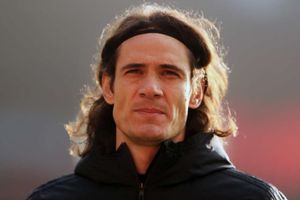 Cavani apologises for offensive social media post that Man United insist was 'misconstrued'