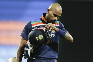 India vs Australia | Groom other all-rounders, I am not ready to bowl yet: Hardik Pandya