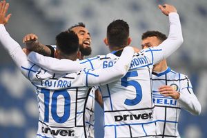 Sassuolo 0-3 Inter: Inter capitalise on calamitous defending to go second in Serie A