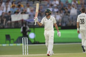 India tour of Australia: Justin Langer backs Joe Burns to retain opening slot for hosts in first Test
