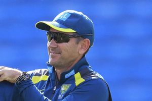 Cricket is going to look stupid if CA sack Justin Langer, says Ian Healy