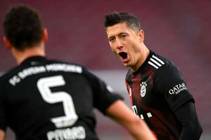 Bundesliga: Stuttgart 1-3 Bayern Munich: Champions battle back to claim victory