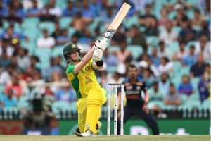 India vs Australia 2nd ODI: Steve Smith hundred leads Aussies to 389 for 4