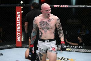 UFC Vegas 15 results: Light heavyweight contender Anthony Smith submits Devin Clark