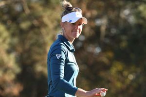 Olson makes hole-in-one, leads U.S. Women's Open