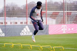 Davies back in full Bayern training as Kimmich steps up individual programme