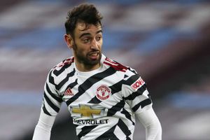 Rumour Has It: Man Utd preparing new Fernandes contract to fend off Barca and Madrid