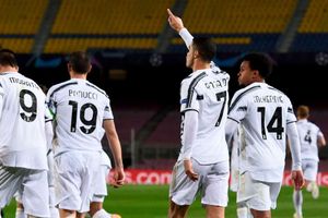 Barcelona 0-3 Juventus: Ronaldo double helps displace Blaugrana