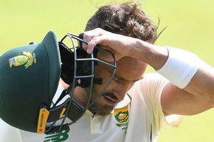 Du Plessis out for 199 as Proteas take charge against Sri Lanka