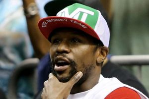 Mayweather takes up challenge to fight YouTuber Logan Paul