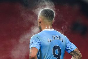 Guardiola backs shot shy Man City despite dwindling goals return
