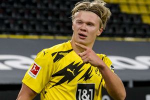 Rumour Has It: Man Utd and Man City battle for Dortmund's Haaland, Szoboszlai set to join Leipzig