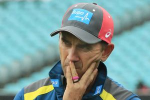 Ravindra Jadeja concussion substitute: Australia coach Justin Langer gets angry with match-referee David Boon