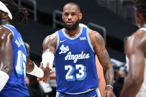 LeBron's Lakers crush Timberwolves, Knicks stun Giannis and Bucks as Mavs humiliate Clippers
