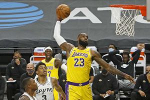 Birthday boy LeBron extends record streak on landmark day in NBA, Brown follows in Bird's footsteps