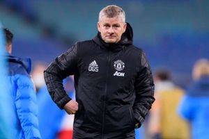 Solskjaer: Man Utd must improve to join Premier League title race