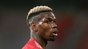 Raiola not expecting Pogba to leave Manchester United in January