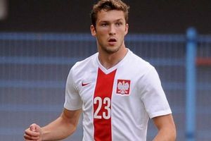 Chelsea, Liverpool and Man United monitoring defender Sebastian Walukiewicz: Things to know about him