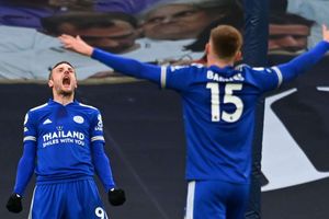 Tottenham 0-2 Leicester City: Spurs' title hopes suffer further blow with damaging defeat