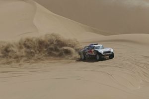 Dakar 2021: Carlos Sainz wins first stage